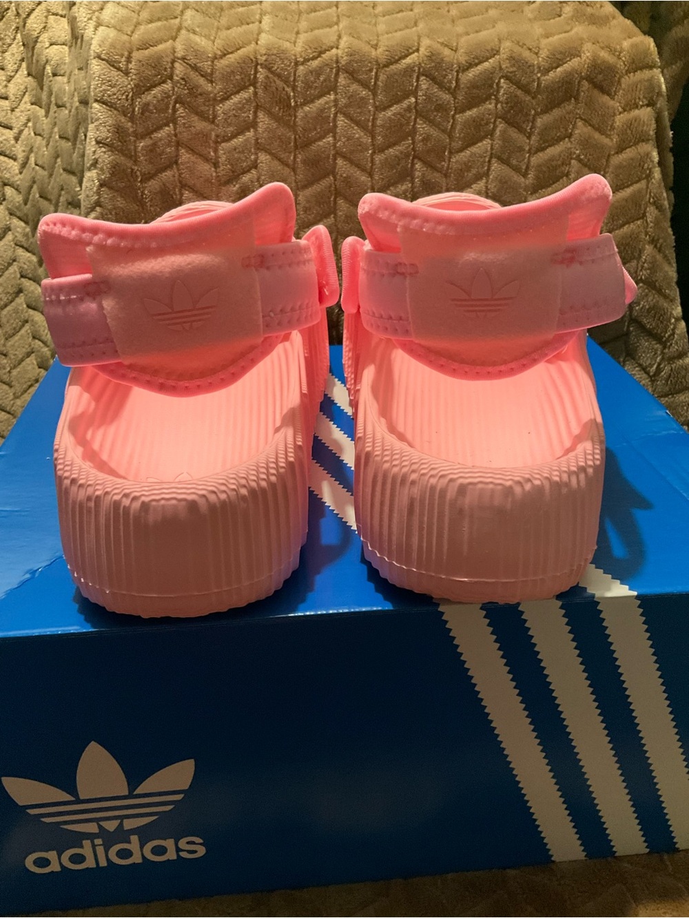 Adidas Adilette 22 XLG Slides - Picture 4 of 6